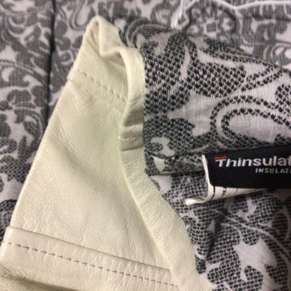 Danier leather jacket (winter) - Picture 6 of 6